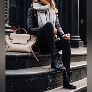 Citizens of Humanity Revolve Elson Medium Rise Straight Leg Jeans in Black sz 26